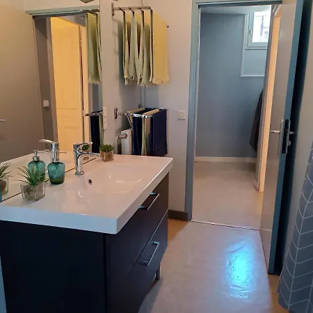 Cap Coutellerie - Séjours Pros Ou Familles En Hypercentre De * Thiers