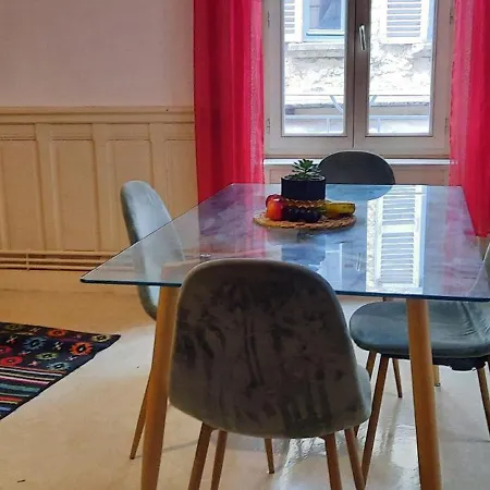 Cap Coutellerie - Séjours Pros Ou Familles En Hypercentre De Thiers