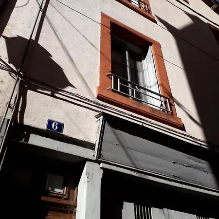 Cap Coutellerie - Séjours Pros Ou Familles En Hypercentre De *